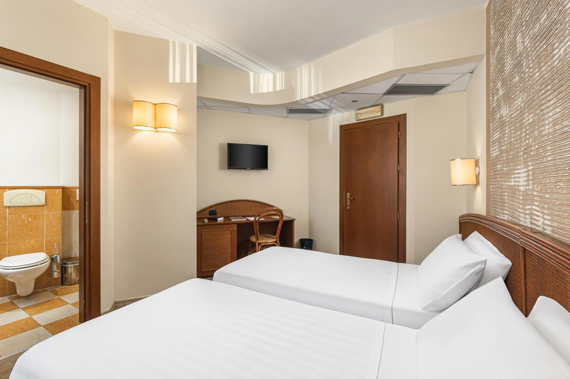 Welcome Hotel Legnano Room photo